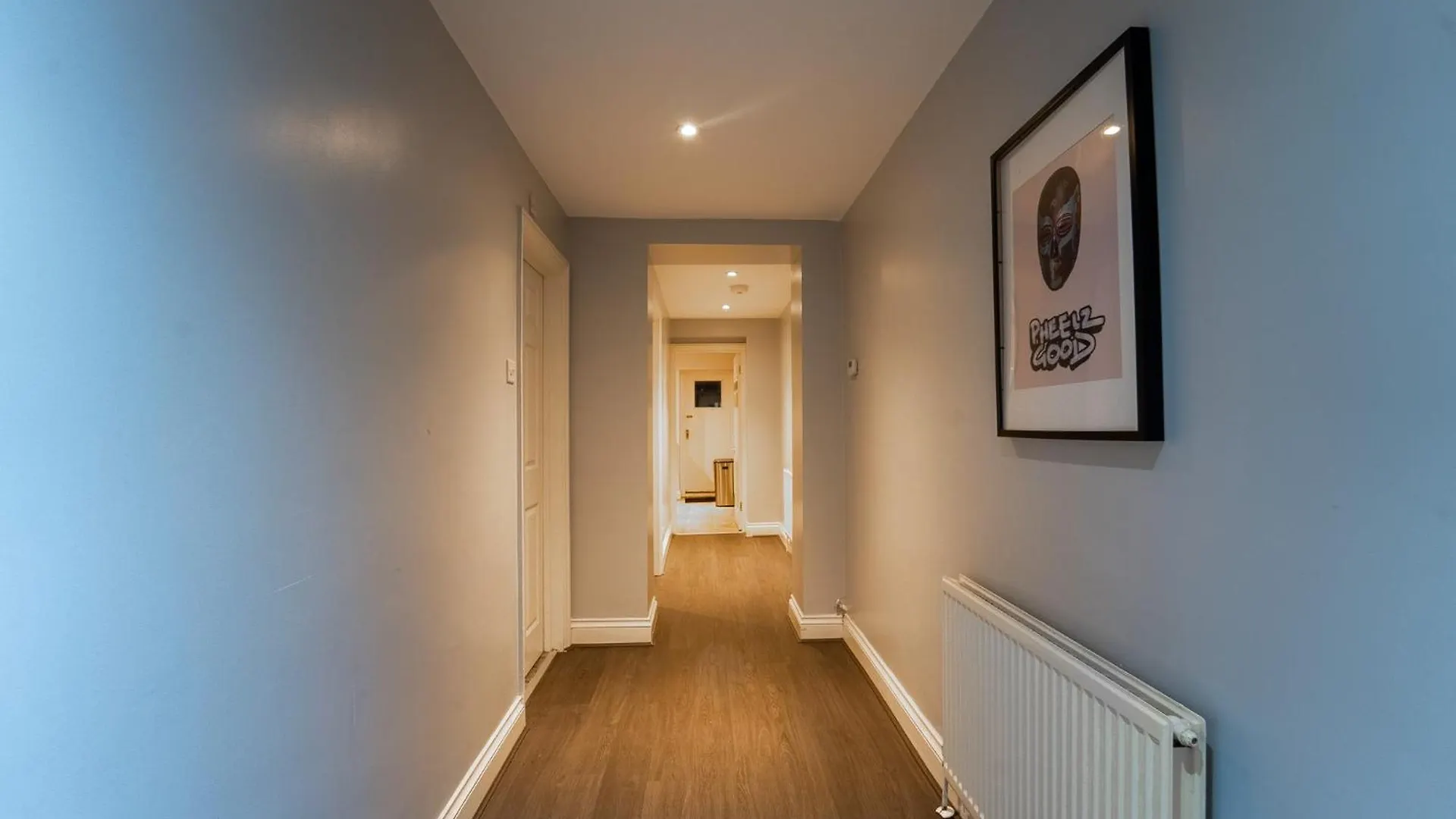 Two Bedroom Deluxe London Apartment United Kingdom